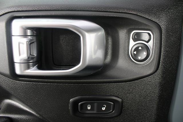 2025 Jeep Wrangler 4xe Willys