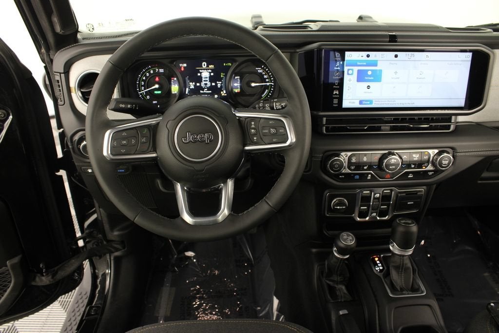 2025 Jeep Wrangler 4xe Sahara