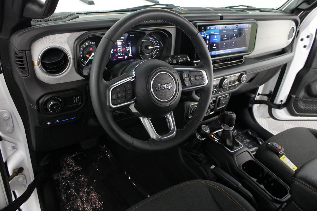 2025 Jeep Wrangler 4xe Sahara