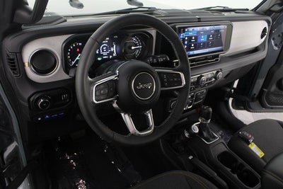 2025 Jeep Wrangler 4xe Sahara