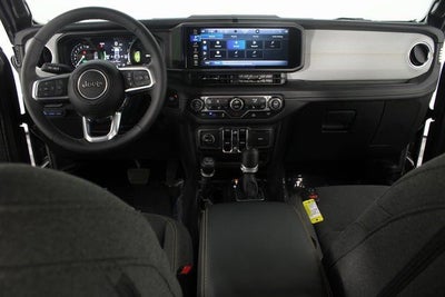 2025 Jeep Wrangler 4xe Sahara