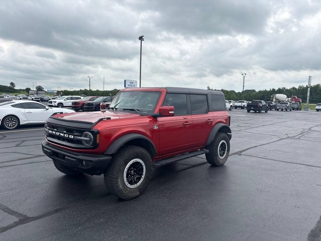 2023 Ford Bronco Base
