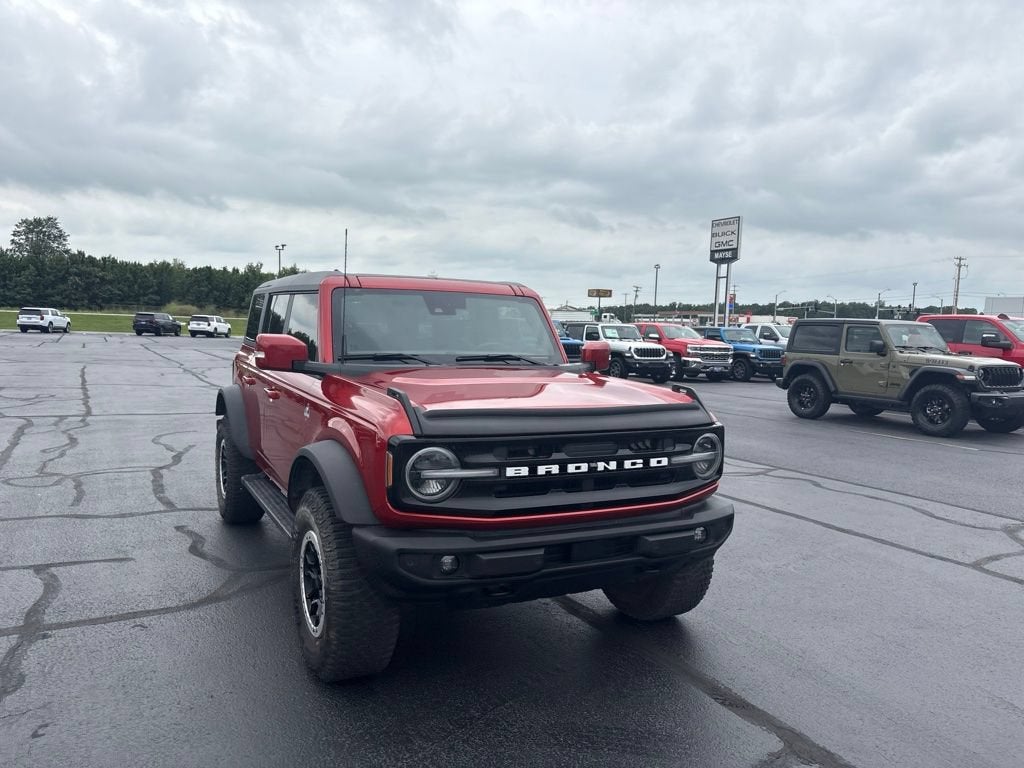 2023 Ford Bronco Base