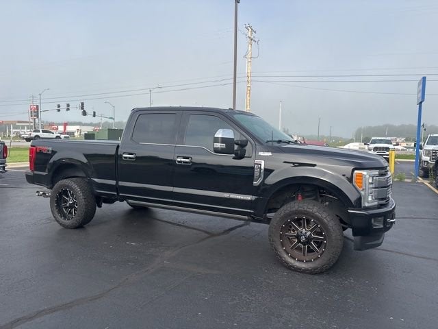 2017 Ford Super Duty F-250 SRW Lariat