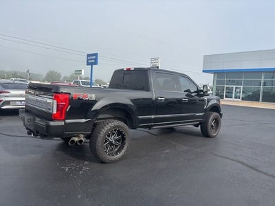 2017 Ford Super Duty F-250 SRW Lariat