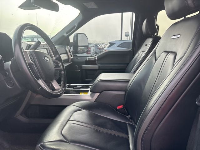 2017 Ford Super Duty F-250 SRW Lariat