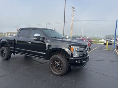 2017 Ford Super Duty F-250 SRW Lariat