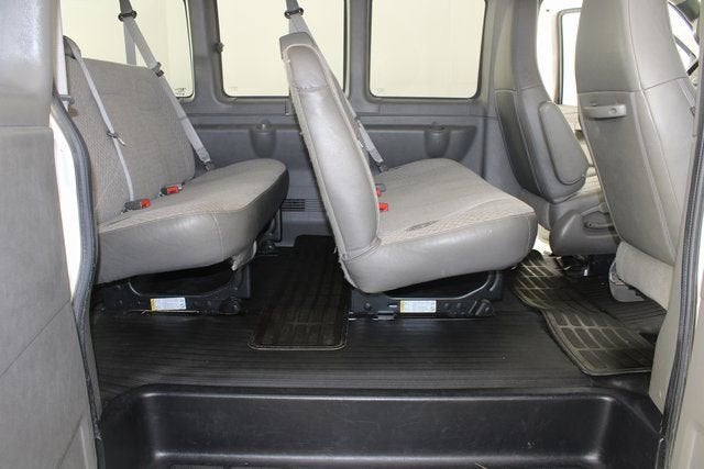 2016 Chevrolet Express Passenger 3500 LT