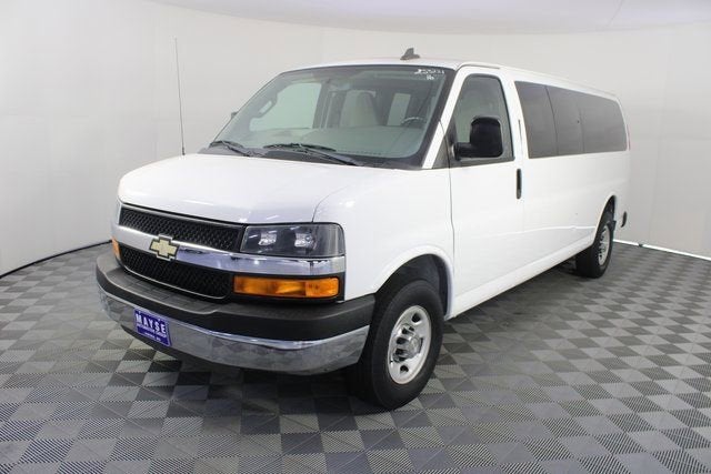 2016 Chevrolet Express Passenger 3500 LT