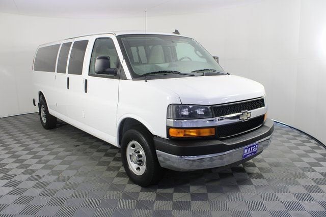 2016 Chevrolet Express Passenger 3500 LT