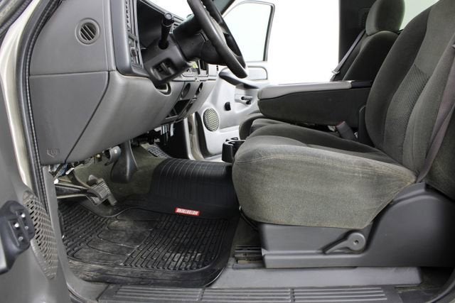 2005 Chevrolet Silverado 1500 Base