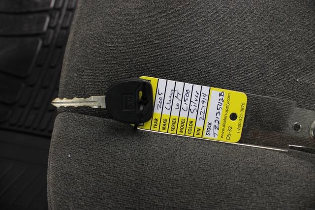 2005 Chevrolet Silverado 1500 Base