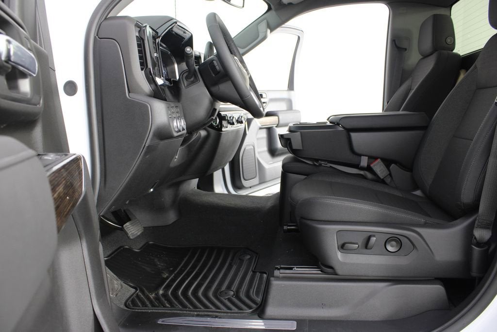 2026 GMC Sierra 3500 HD Chassis Cab SLE