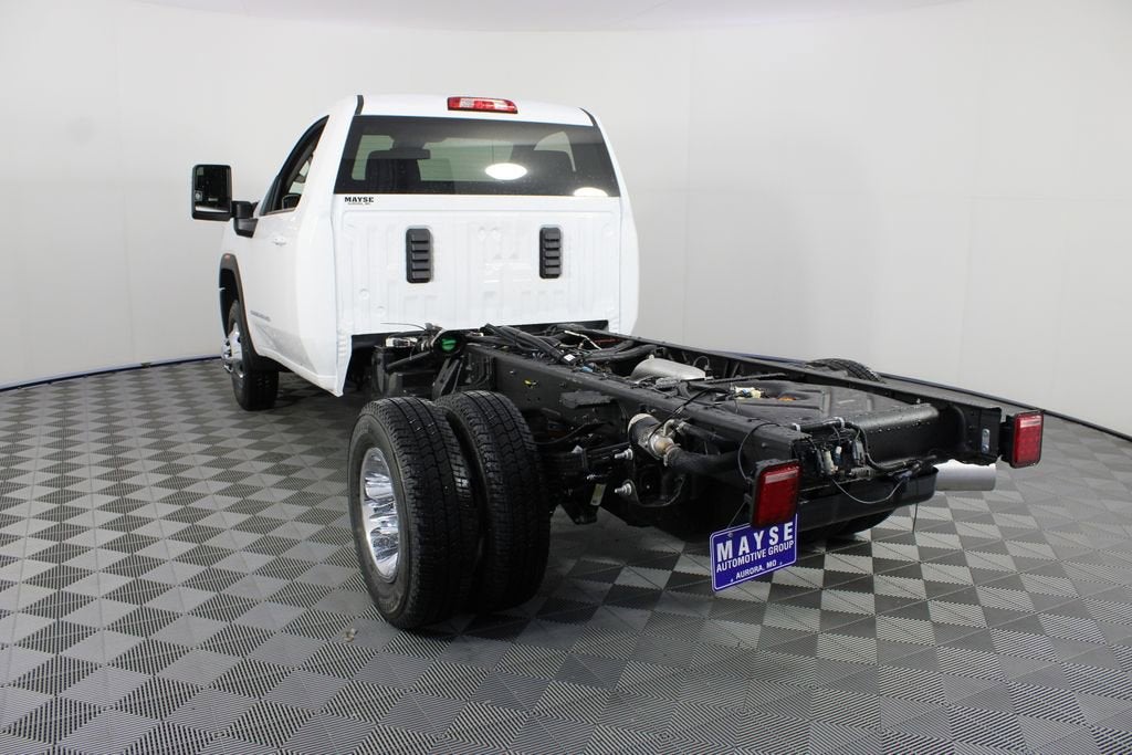 2026 GMC Sierra 3500 HD Chassis Cab SLE
