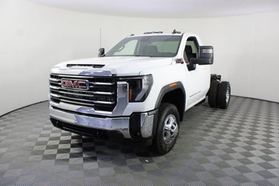 2026 GMC Sierra 3500 HD Chassis Cab SLE