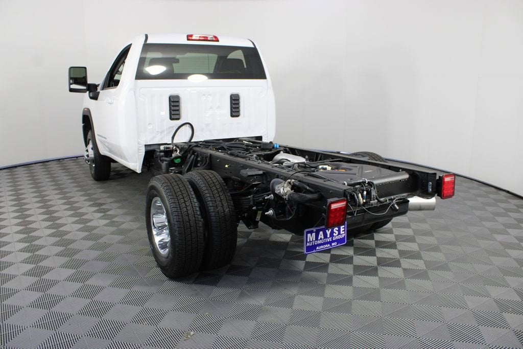 2026 GMC Sierra 3500 HD Chassis Cab SLE
