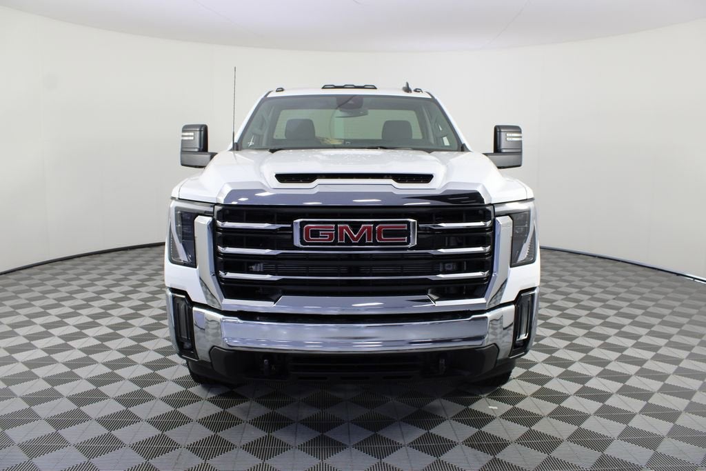2026 GMC Sierra 3500 HD Chassis Cab SLE