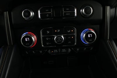 2023 GMC Yukon XL AT4