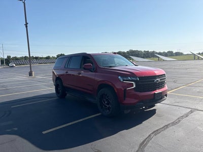 2023 Chevrolet Suburban RST