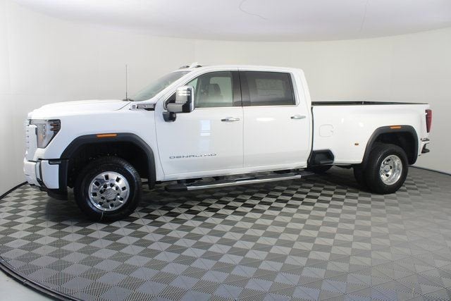 2026 GMC Sierra 3500 HD Denali DRW