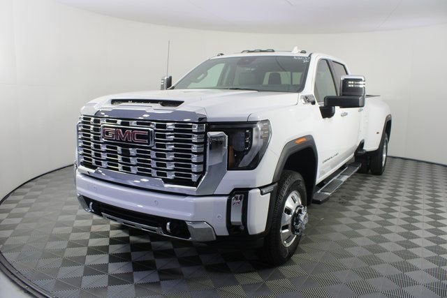 2026 GMC Sierra 3500 HD Denali DRW