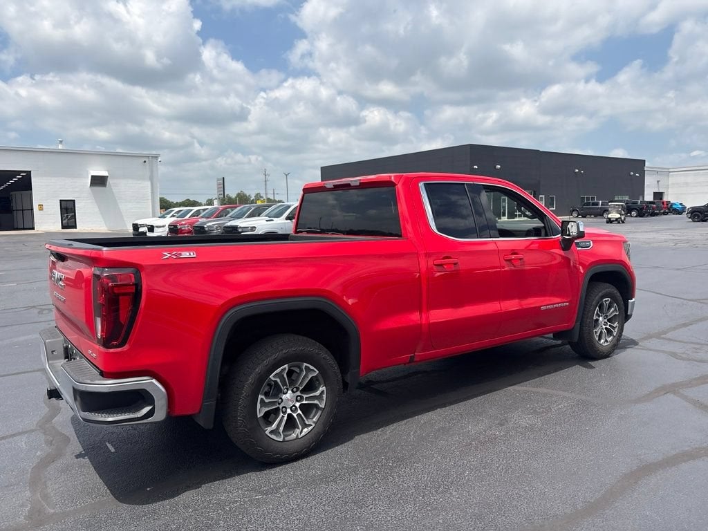 2025 GMC Sierra 1500 SLE