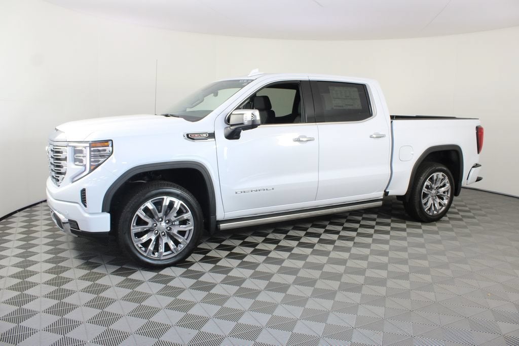 2026 GMC Sierra 1500 Denali - Photo 2