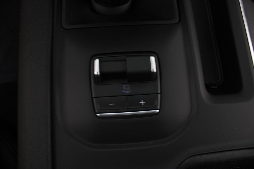 2026 GMC Sierra 1500 Denali - Photo 9