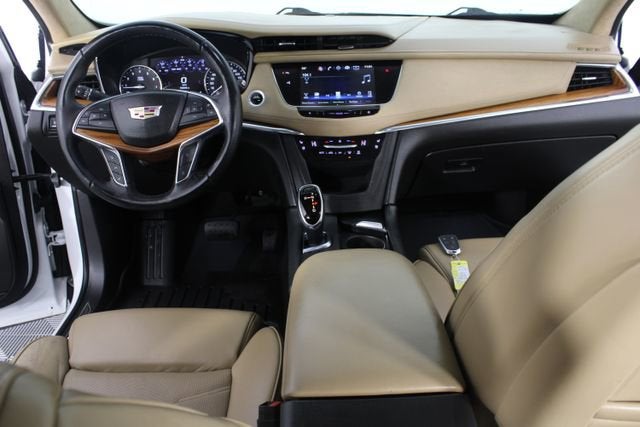 2017 Cadillac XT5 Platinum AWD