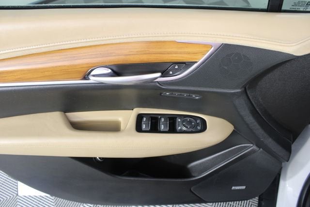 2017 Cadillac XT5 Platinum AWD