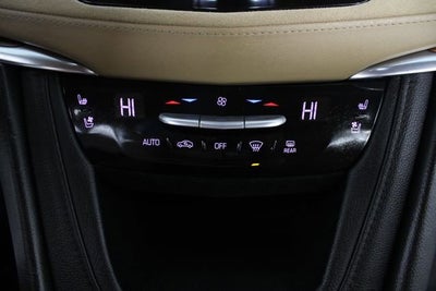 2017 Cadillac XT5 Platinum AWD