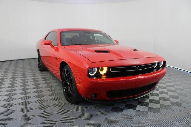 2016 Dodge Challenger R/T Plus