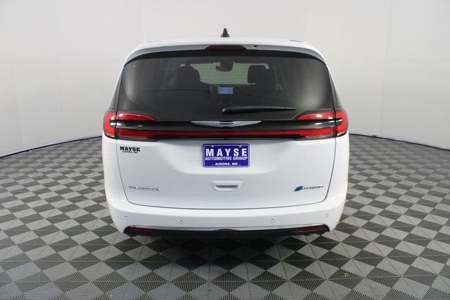 2024 Chrysler Pacifica Hybrid Select