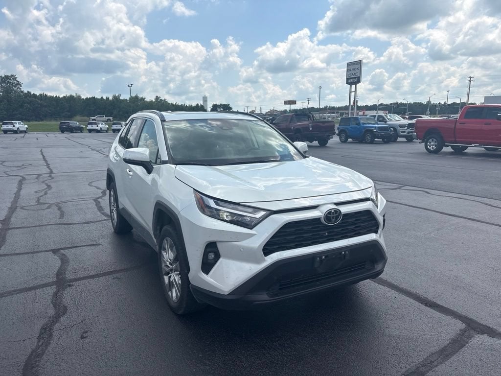 2024 Toyota RAV4 XLE Premium