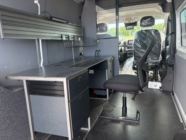 2025 RAM ProMaster Cargo Van SLT