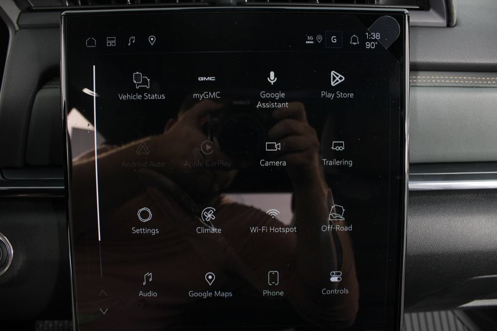 2027 GMC Terrain AWD AT4