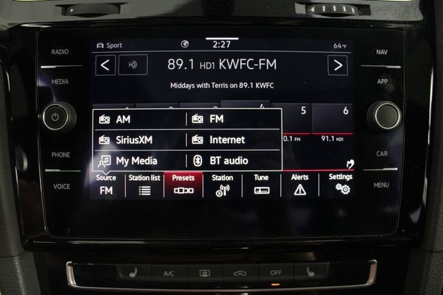 2021 Volkswagen Golf GTI S