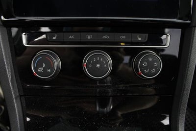 2021 Volkswagen Golf GTI S