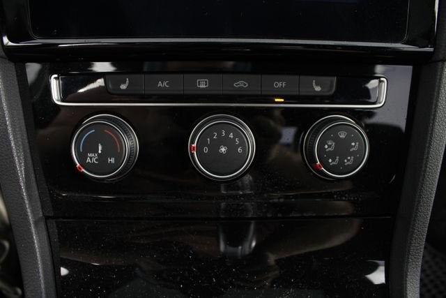 2021 Volkswagen Golf GTI S