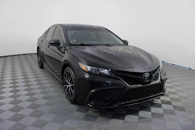 2021 Toyota Camry SE Nightshade