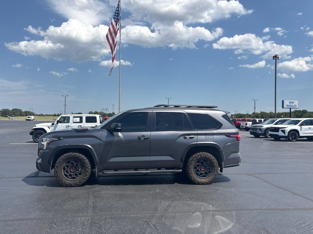 2024 Toyota Sequoia SR5