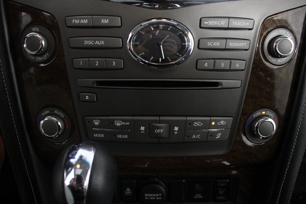 2017 INFINITI QX80 NA